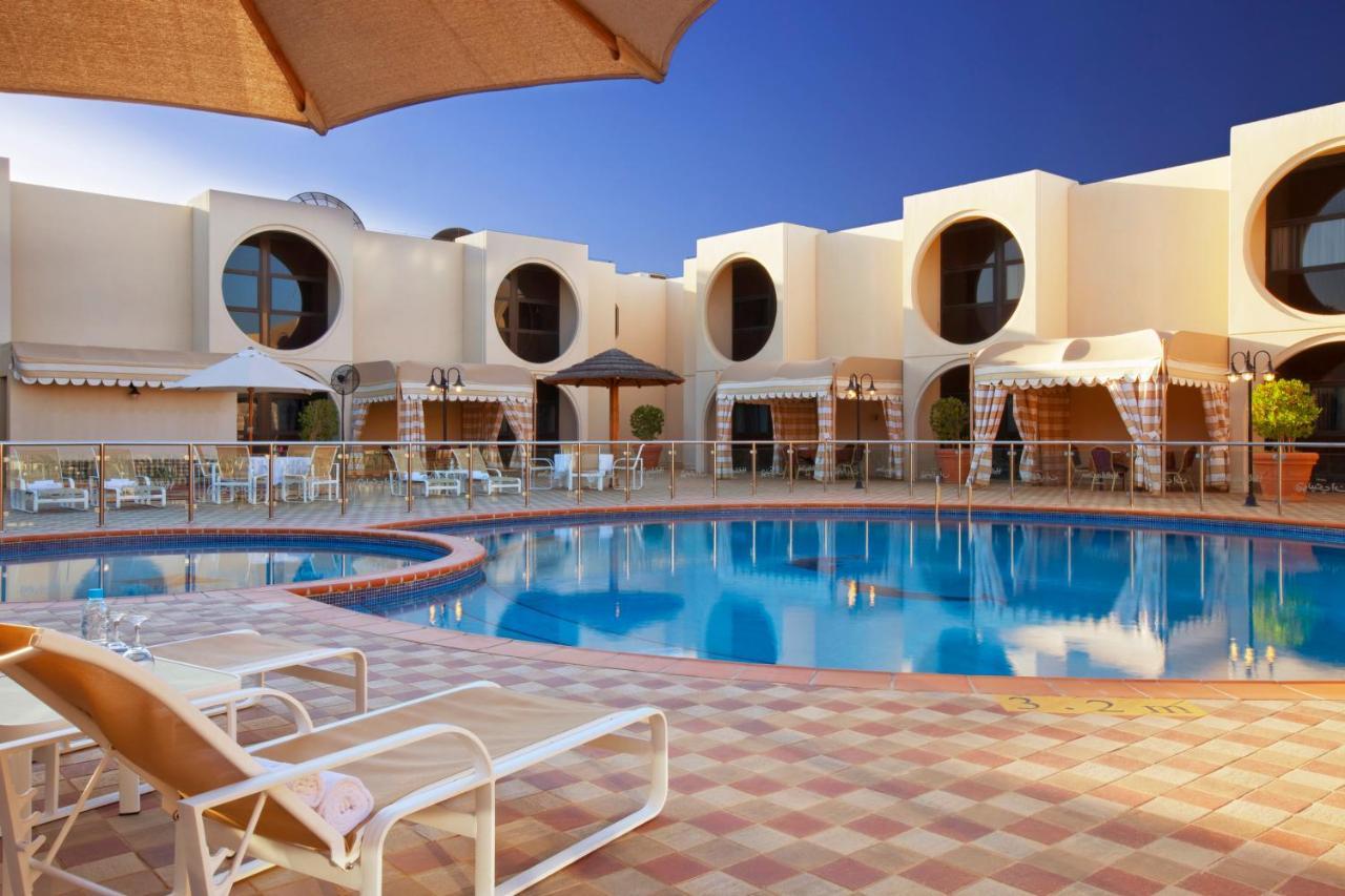 Holiday Inn Yanbu By Ihg Exterior foto