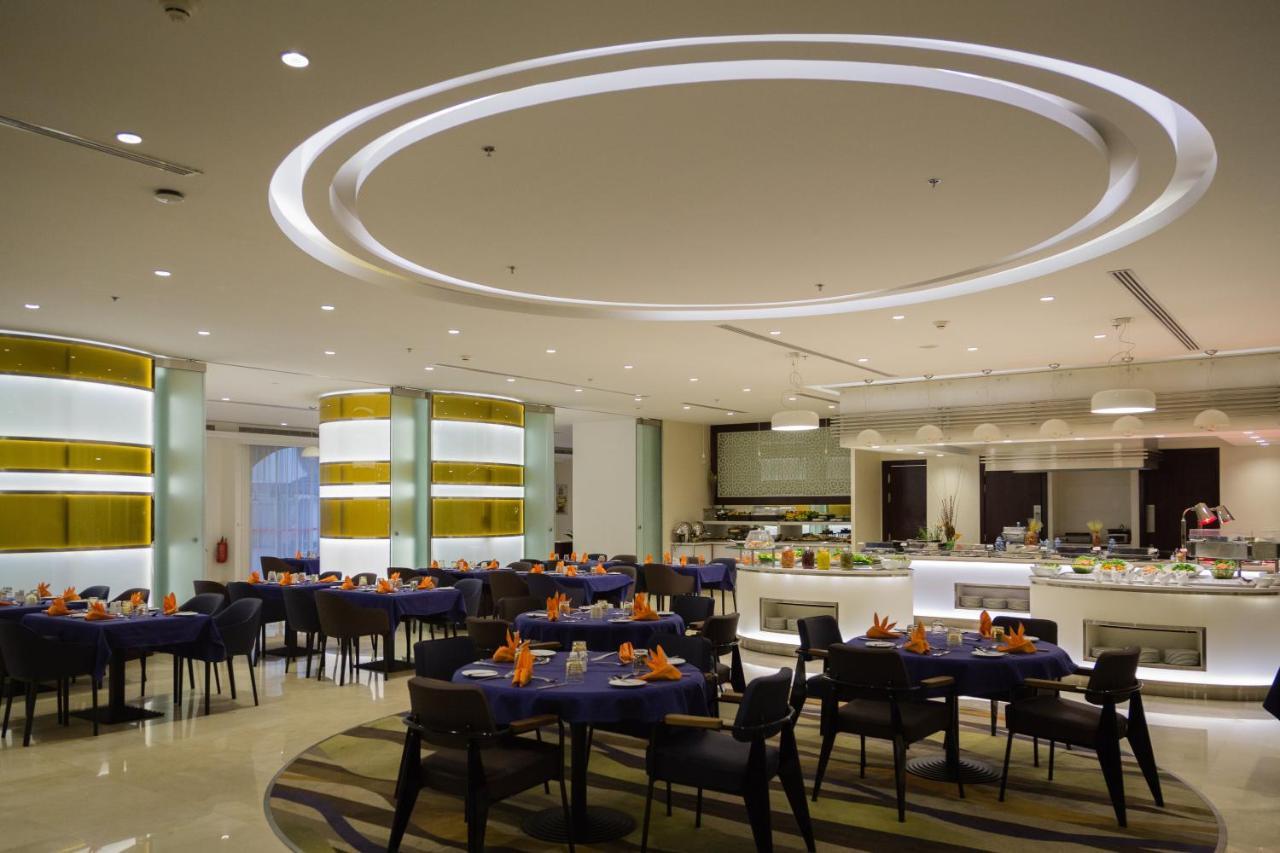 Holiday Inn Yanbu By Ihg Exterior foto