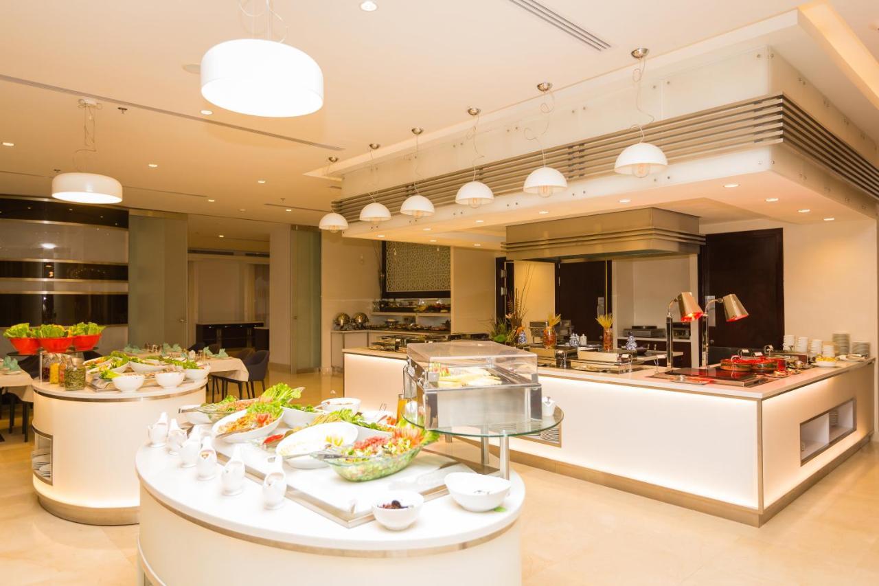 Holiday Inn Yanbu By Ihg Exterior foto