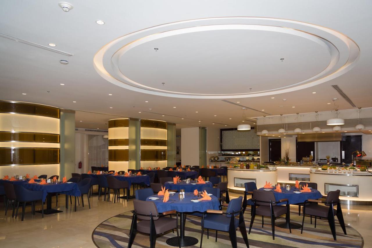 Holiday Inn Yanbu By Ihg Exterior foto
