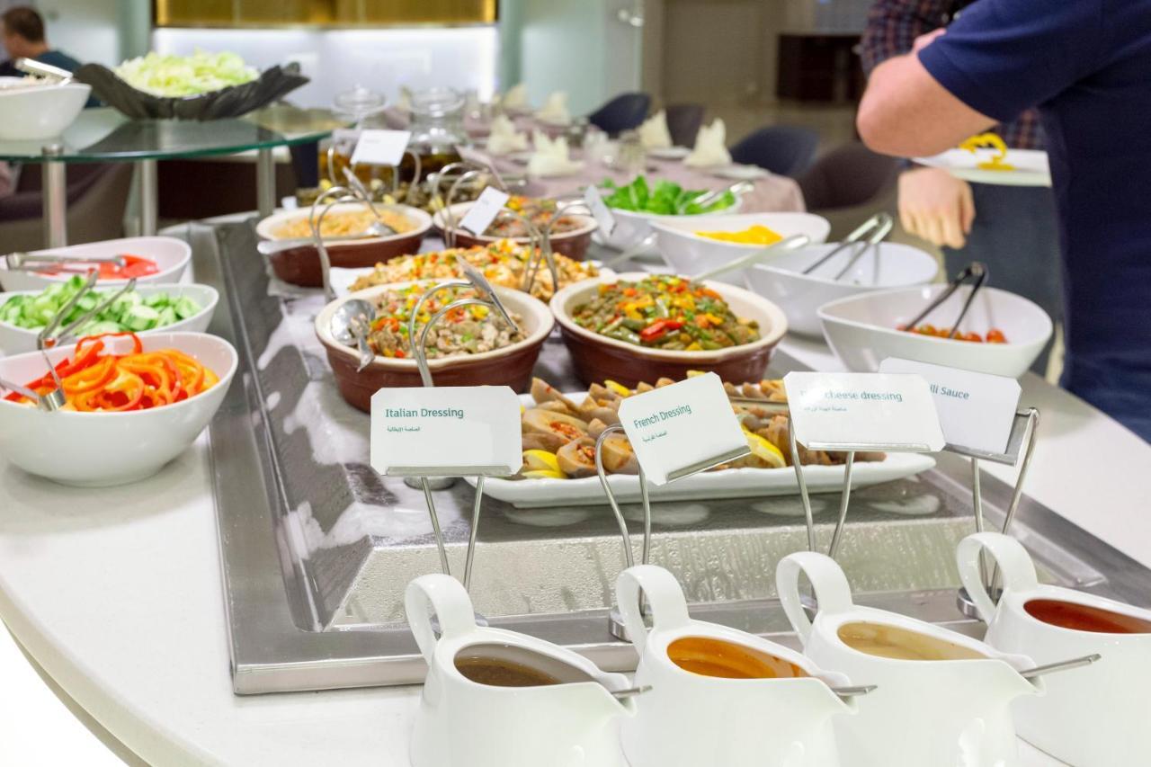 Holiday Inn Yanbu By Ihg Exterior foto